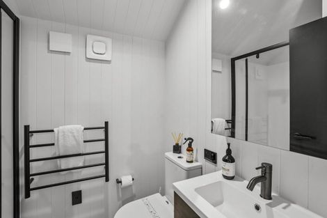Photo of property in 12 Shearers Drive, Frankton, Queenstown, 9300