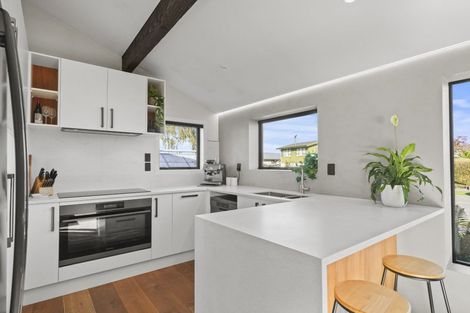 Photo of property in 19 Dunbarton Street, Redwood, Christchurch, 8051