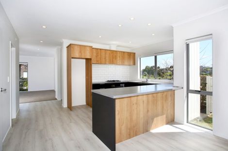 Photo of property in 94 Te Napi Drive, Takanini, 2112