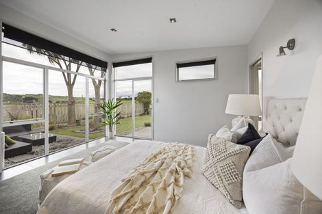 Photo of property in 8a Hira Street, Ohawe, Hawera, 4671