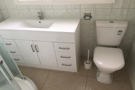 Photo of property in 16 Tika Street, Riccarton, Christchurch, 8041