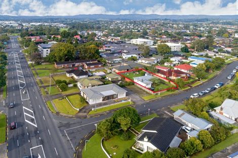 Photo of property in 1 Te Kanawa Crescent, Henderson, Auckland, 0610