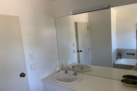 Photo of property in 38d Greers Road, Burnside, Christchurch, 8041