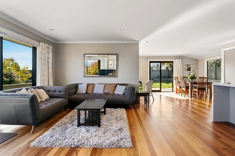 Photo of property in 10 Mccauley Grove, Hilltop, Taupo, 3330