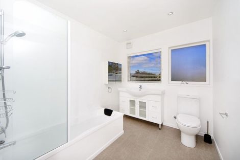 Photo of property in 4 Fordyce Avenue, Sunnyhills, Auckland, 2010