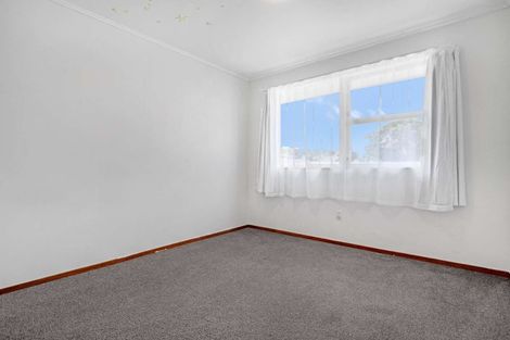 Photo of property in 1/5 Addison Drive, Glendene, Auckland, 0602