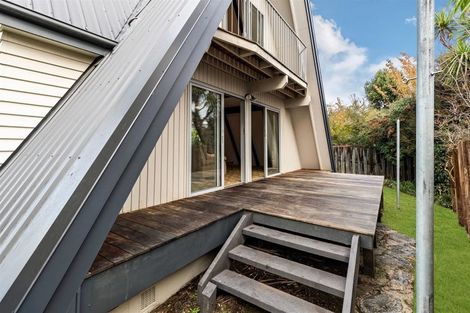 Photo of property in 11 Kowhai Drive, Wanaka, 9305