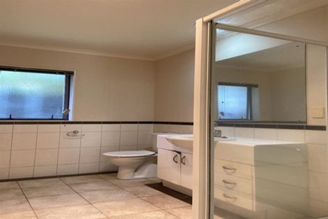 Photo of property in 15 Maybole Drive, Flat Bush, Auckland, 2016