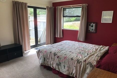 Photo of property in 21 Kaipara Road, Papakura, 2582