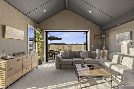 Photo of property in 8 Rylstone Way, Te Kauwhata, 3710