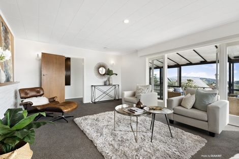 Photo of property in 6 Trebann Street, Paparangi, Wellington, 6037