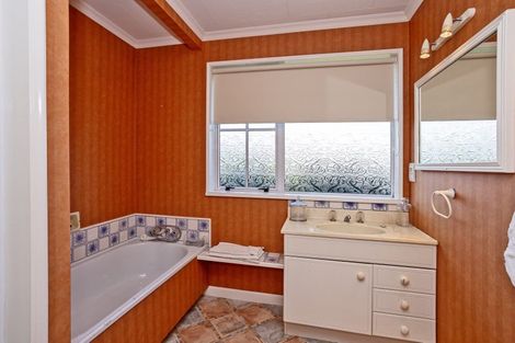 Photo of property in 16 Moana Street, Rosedale, Invercargill, 9810