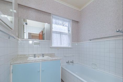 Photo of property in 55 Rugby Street, Levin, 5510