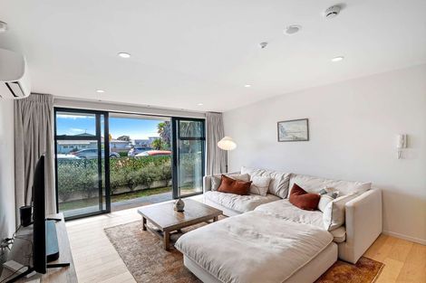 Photo of property in 2/388 Hibiscus Coast Highway, Orewa, 0931