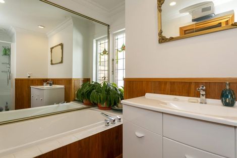 Photo of property in 70 Shepherd Road, Waipahihi, Taupo, 3330