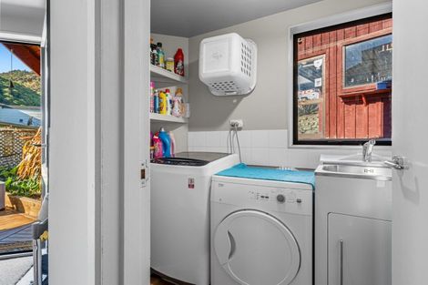 Photo of property in 28 Clovelly Street, Atawhai, Nelson, 7010