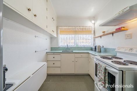 Photo of property in 1/1079 High Street, Taita, Lower Hutt, 5011