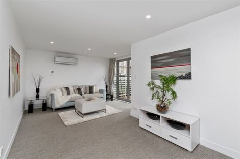 Photo of property in 9 Takahe Drive, Cashmere, Christchurch, 8022