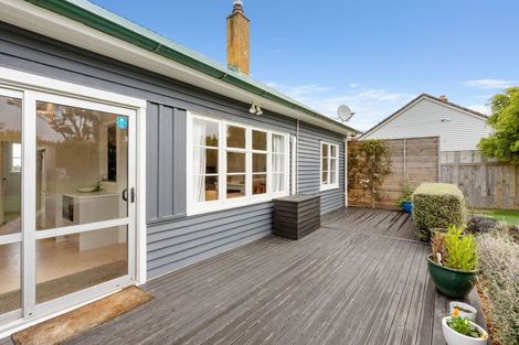 Photo of property in 37 Puketai Street, Andersons Bay, Dunedin, 9013