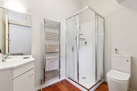 Photo of property in 5 Friend Street, Karori, Wellington, 6012