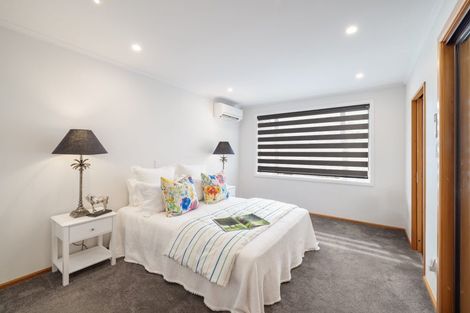 Photo of property in 73 Grahams Road, Burnside, Christchurch, 8041