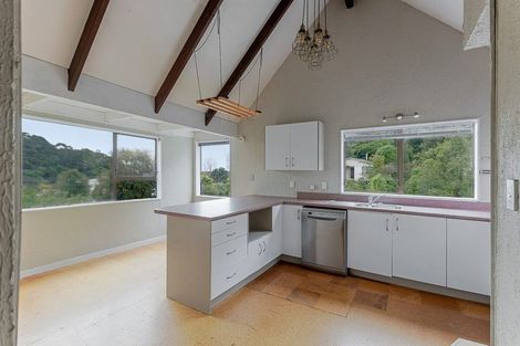 Photo of property in 10 Mamaku Street, Paraparaumu, 5032