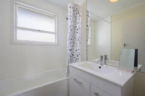 Photo of property in 2/37 Fergusson Street, Stoke, Nelson, 7011