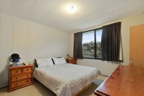 Photo of property in 29 Grimsby Grove, Wainuiomata, Lower Hutt, 5014