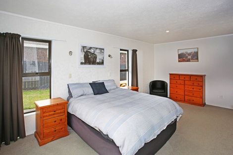 Photo of property in 235 Queen Street, Pukekohe, 2120