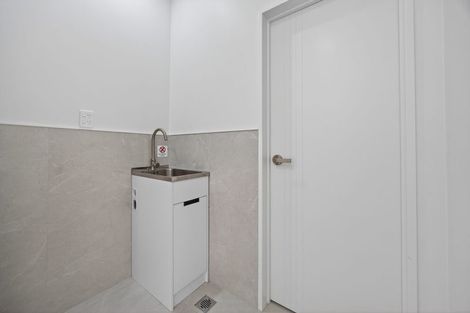 Photo of property in 10 Kaapehu Street, Karaka, 2578