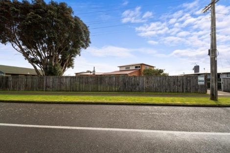 Photo of property in 10 Maire Street, Hawera, 4610