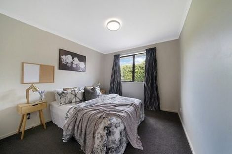 Photo of property in 2 Renata Crescent, Te Atatu Peninsula, Auckland, 0610