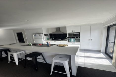 Photo of property in 56 Edgeview Crescent, Fitzroy, Hamilton, 3206