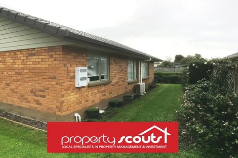 Photo of property in Waimanu Bay Village, 25/1 Piriti Drive, Te Atatu Peninsula, Auckland, 0610