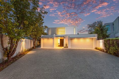 Photo of property in 43 Totara Street, Fendalton, Christchurch, 8041