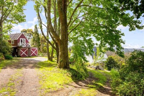 Photo of property in 209 Forest Road, Waiatarua, Auckland, 0612