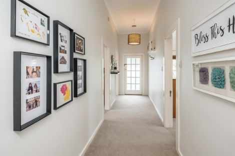 Photo of property in 47 Derwent Street, Island Bay, Wellington, 6023