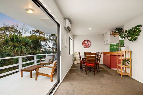 Photo of property in 22 Dawnhaven Drive, Te Atatu Peninsula, Auckland, 0610
