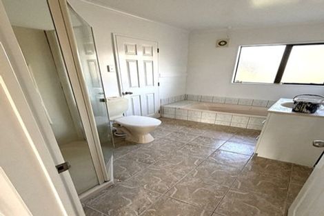 Photo of property in 14 Arrowsmith Drive, Clover Park, Auckland, 2019