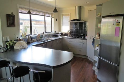 Photo of property in 21 Hawkridge Rise, Huntington, Hamilton, 3210