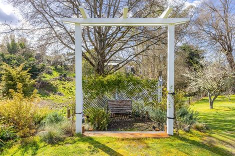 Photo of property in 21 Abbotsford Road, Waipawa, 4210