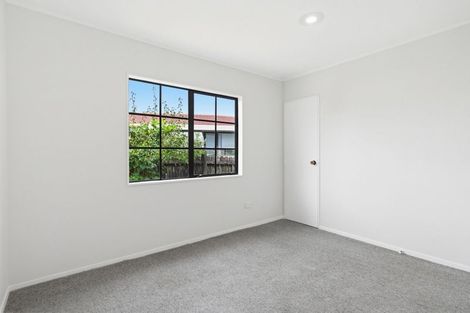 Photo of property in 18a Starforth Place, Henderson, Auckland, 0612
