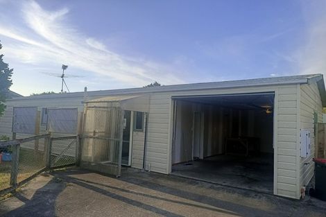 Photo of property in 98 Settlement Road, Papakura, 2110