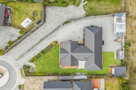 Photo of property in 35 Charles Court, Lake Hawea, Wanaka, 9382