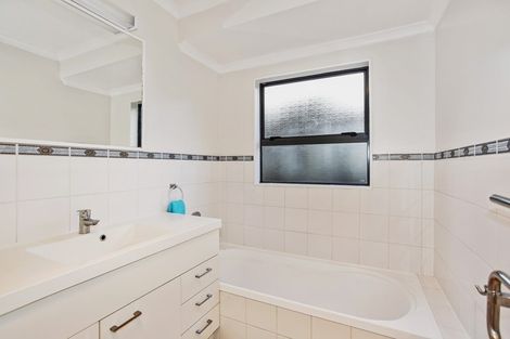 Photo of property in 7a Isabella Drive, Pukekohe, 2120