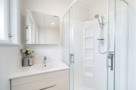 Photo of property in 49 Pitama Road, Awapuni, Palmerston North, 4412