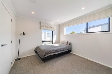 Photo of property in 5 Gloaming Lane, Wallaceville, Upper Hutt, 5018