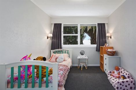 Photo of property in 31 Brora Crescent, Papakowhai, Porirua, 5024