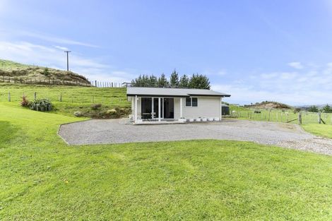 Photo of property in 489a Barrett Road, Omata, New Plymouth, 4374