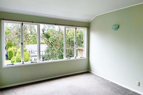 Photo of property in 19 Mappin Place, Chatswood, Auckland, 0626